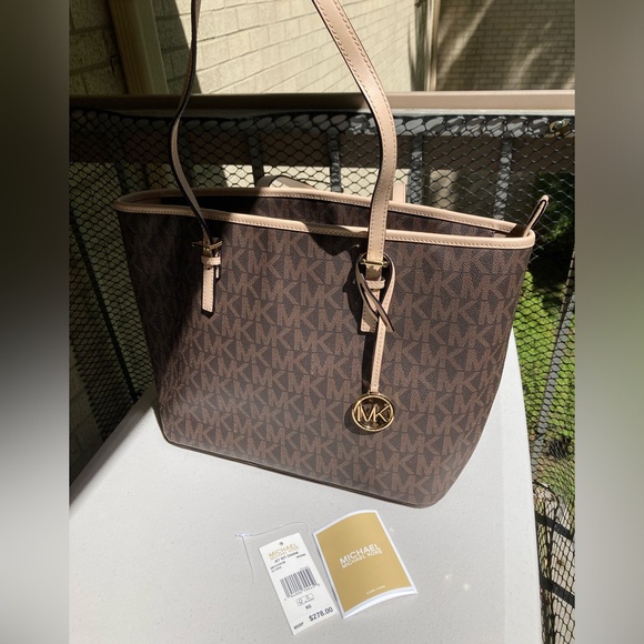 Michael Kors Jet Set Charm Zipper Closure Tote Bag Brown Purse Cream Leather - Picture 3 of 17